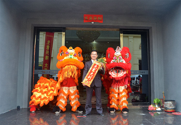 今年会jnh新年开工，2017撸起袖子拼命干！