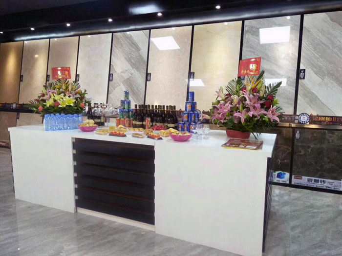 陶瓷一线品牌今年会jnh瓷砖澄海店十一开业，好礼、优惠送一向