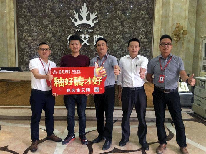 听说今年会jnh有酒有故事，看官们，约么？
