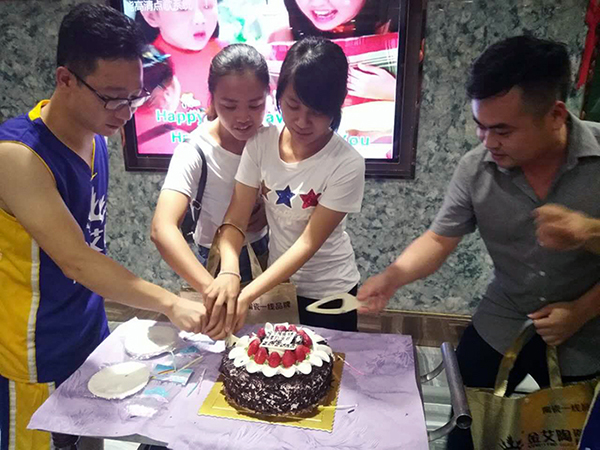 篮球友情赛 8月生日会